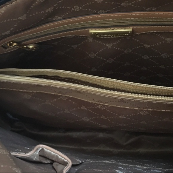 BNWOT Misty Collection Leather Purse - Picture 12 of 12